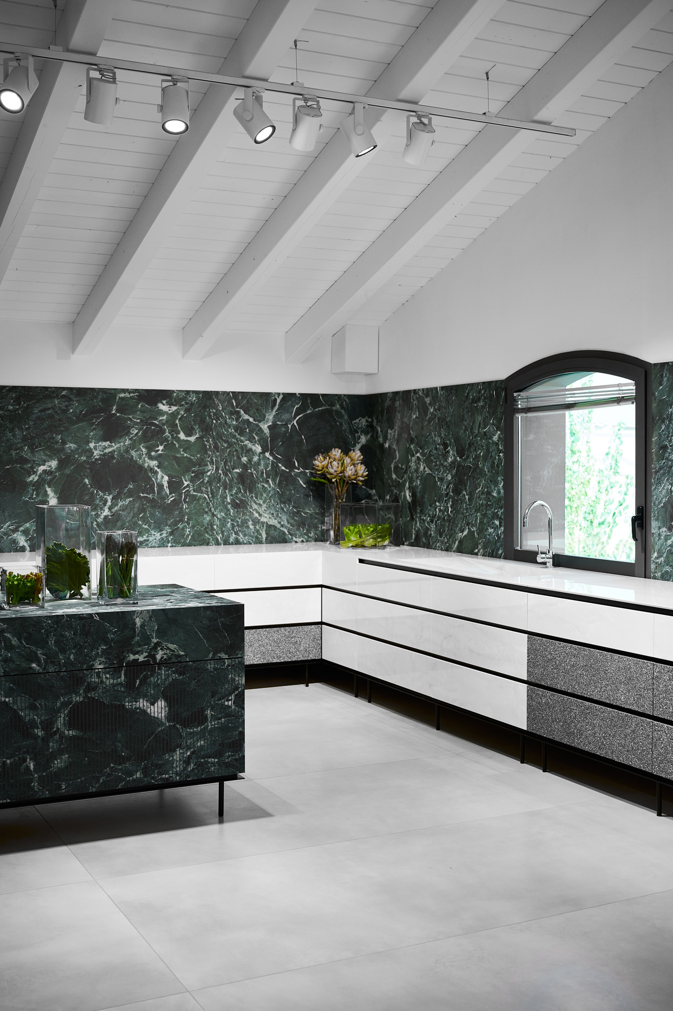 SapienStone renouvelle son showroom de Castellarano