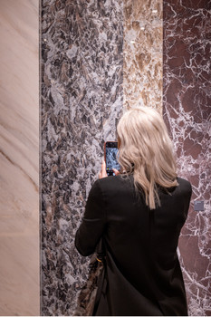 SapienStone est en tête de liste au Salone del Mobile 2024 : Une explosion de design et de créativité