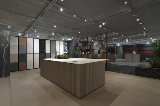 SapienStone au SICAM 2024 : Design innovant et surfaces avant-gardistes pour le design d’intérieur