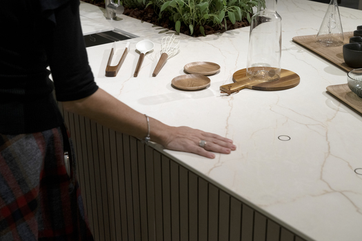 SapienStone au SICAM 2024 : Design innovant et surfaces avant-gardistes pour le design d’intérieur